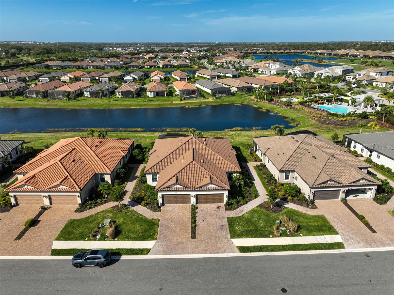 Image 34 of 88 For 4734 Tortona Court