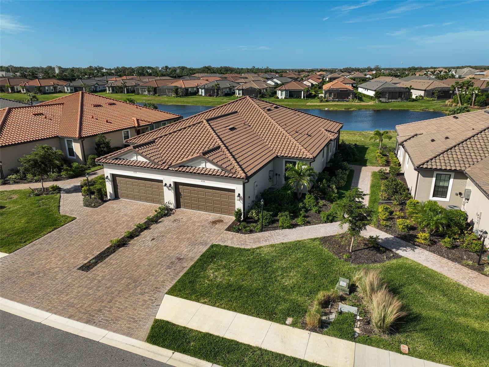 Image 35 of 88 For 4734 Tortona Court