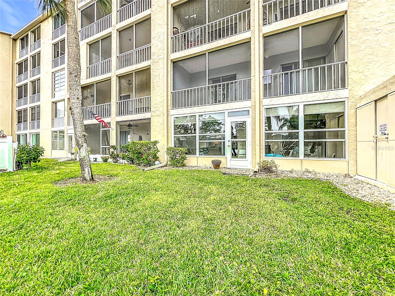 Image 45 of 63 For 3546 Lake Bayshore Drive K-124