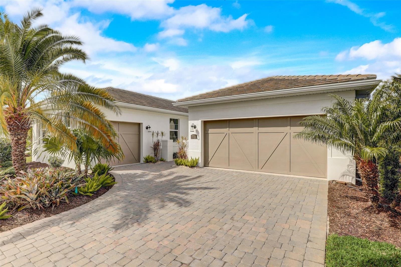 Details for 7725 Sandhill Lake Drive, SARASOTA, FL 34241