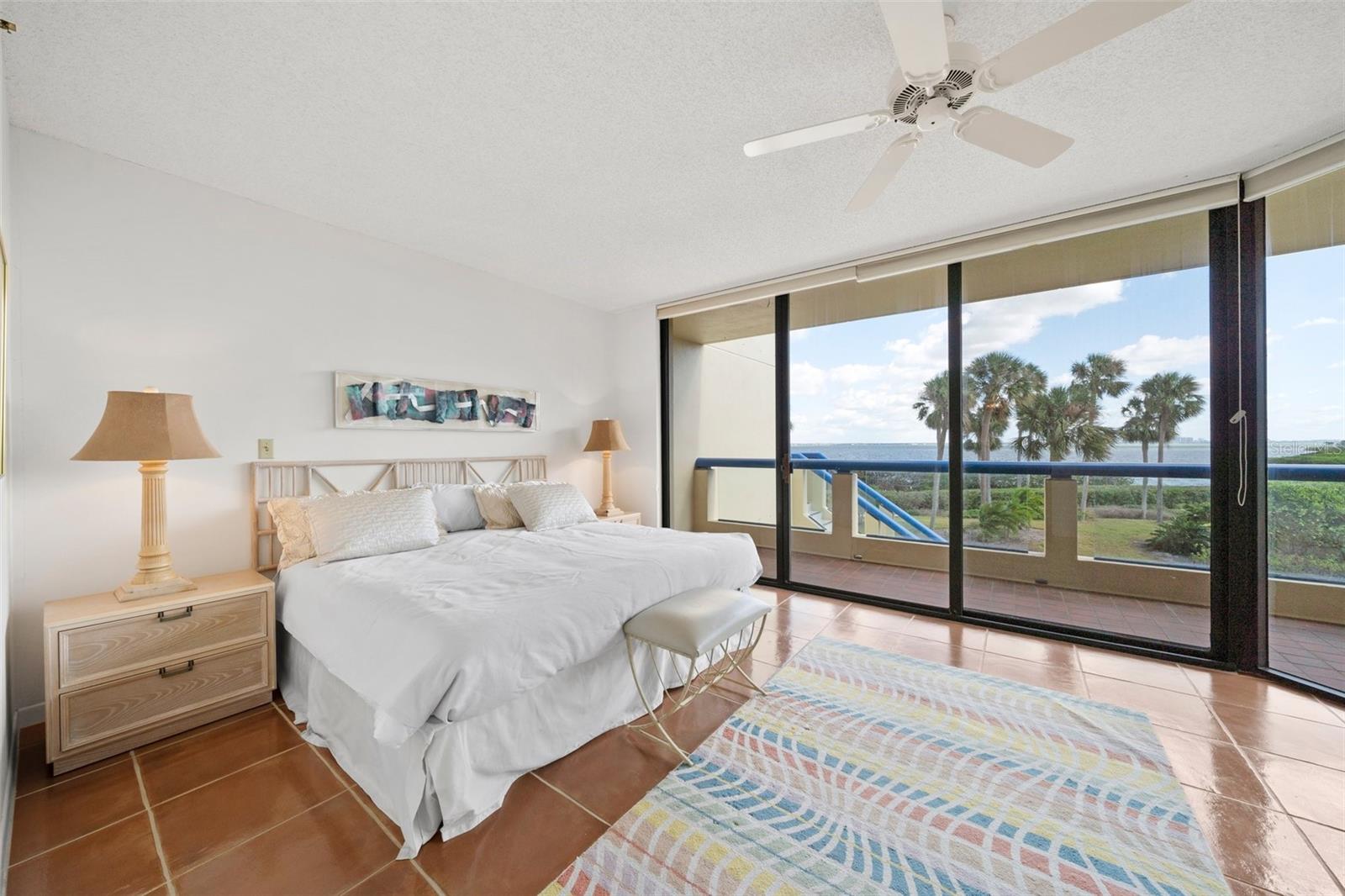 Image 14 of 48 For 2120 Harbourside Drive 617