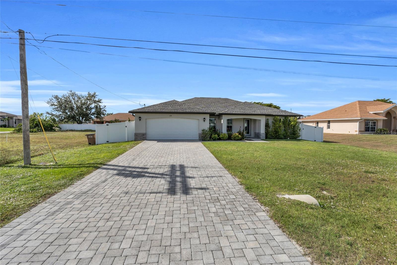 Details for 618 2nd Place, CAPE CORAL, FL 33909