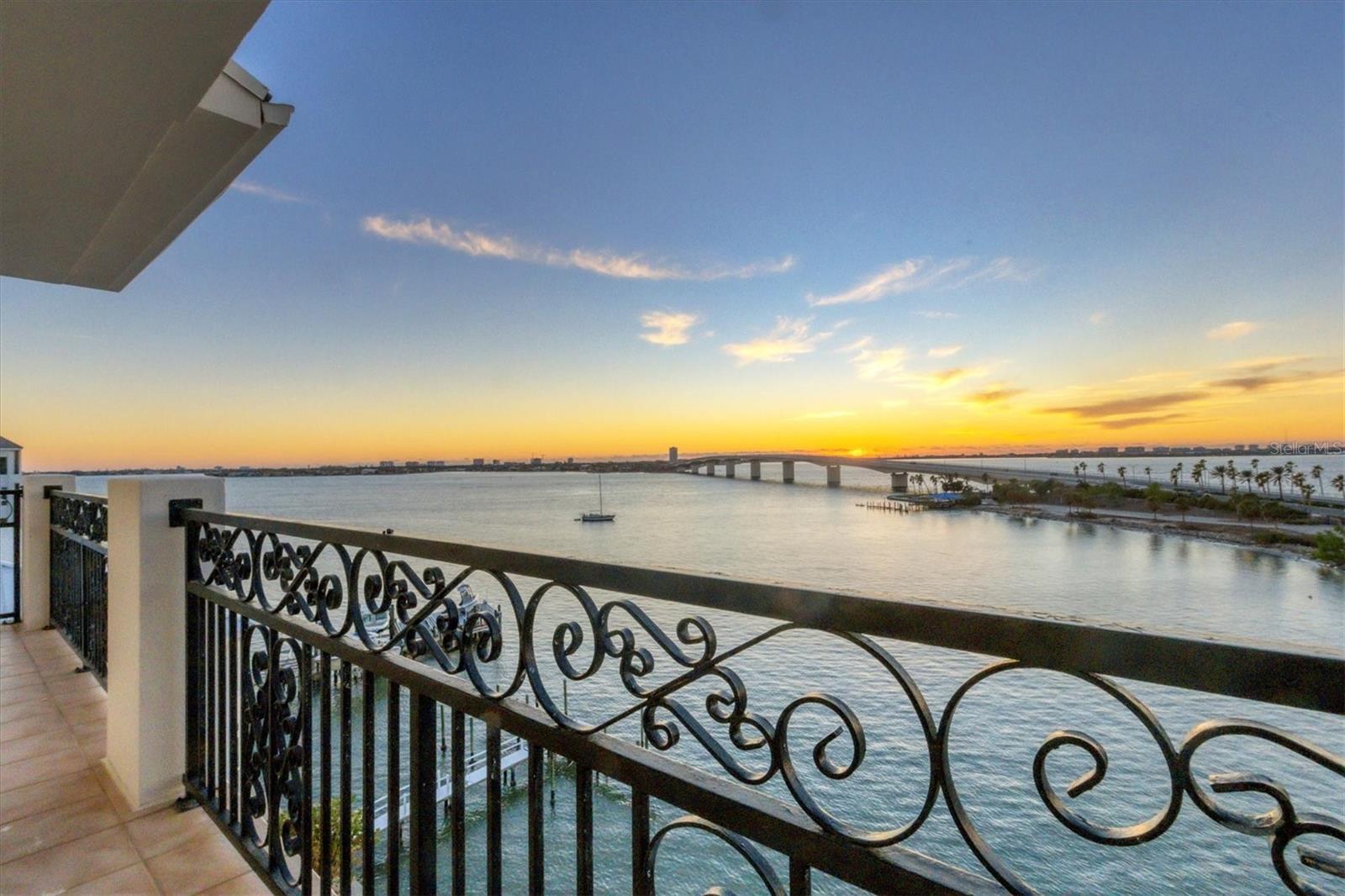 Details for 166 Golden Gate Point 70, SARASOTA, FL 34236