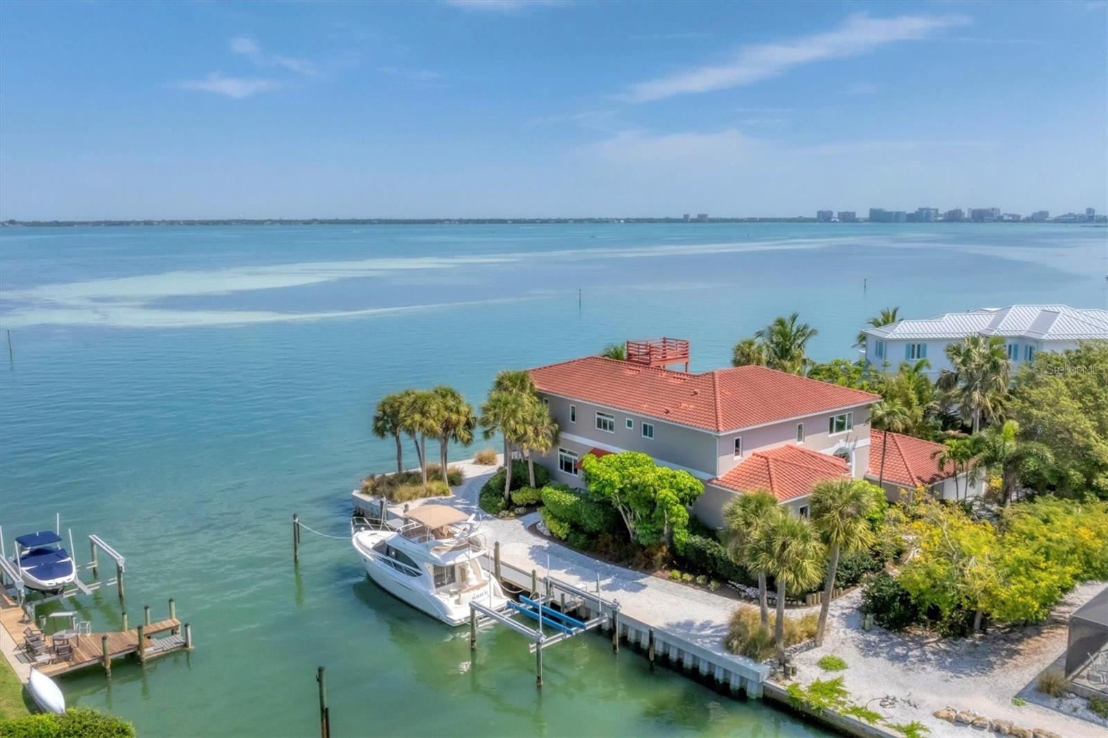 Details for 585 Gunwale Lane, LONGBOAT KEY, FL 34228