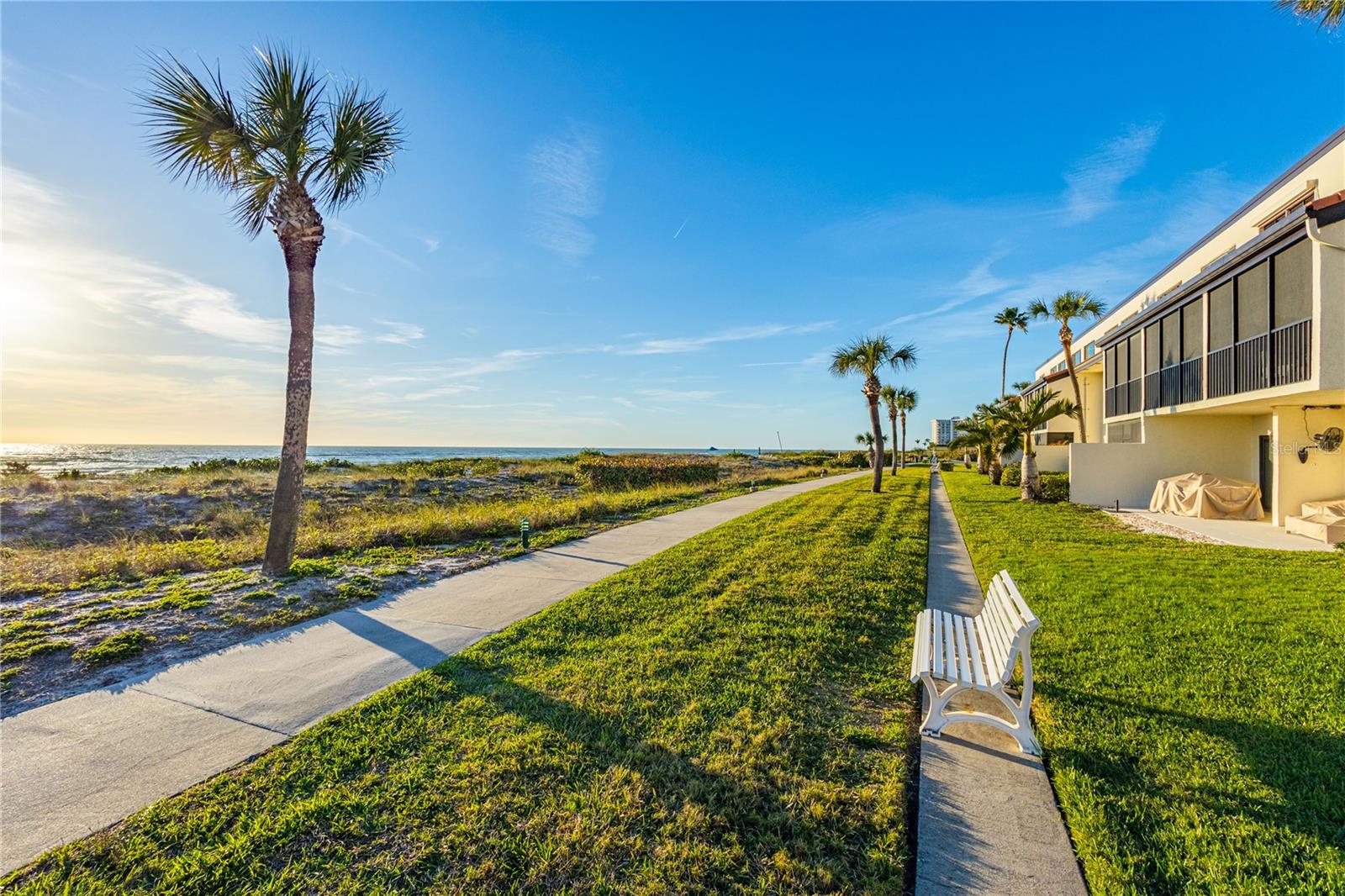 Image 36 of 63 For 2089 Gulf Of Mexico Drive G1-203