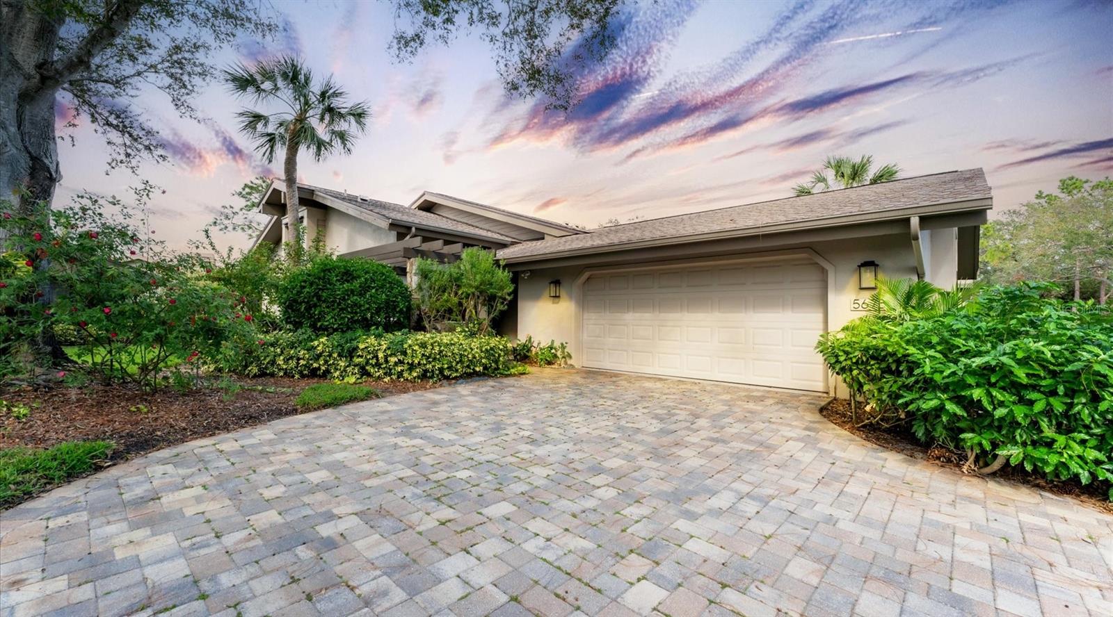 Details for 5675 Pipers Waite  40, SARASOTA, FL 34235