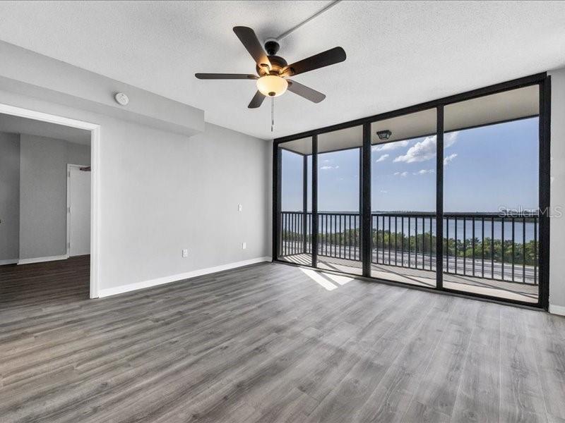 Image 36 of 60 For 7100 Sunshine Skyway Lane S 706