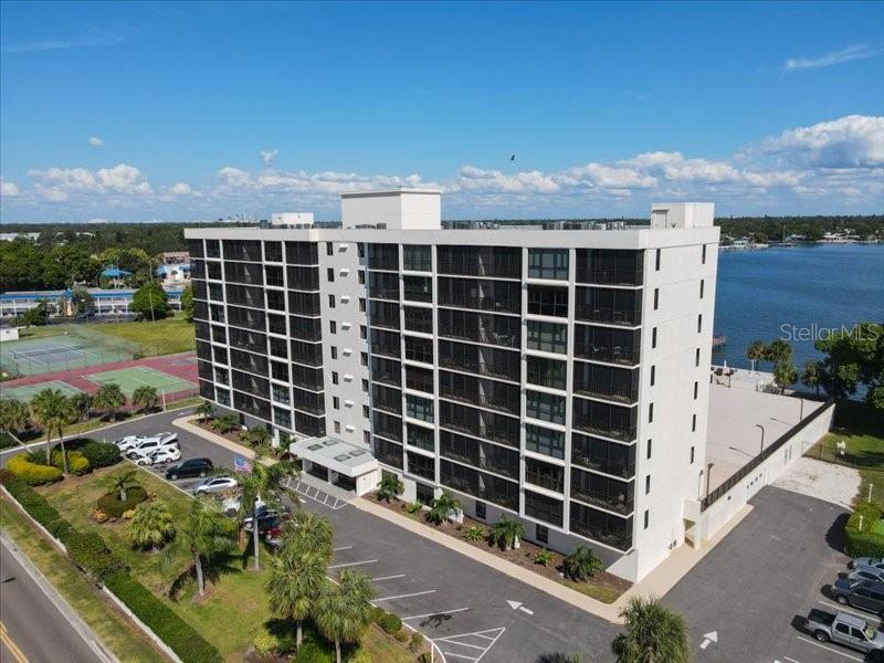 Image 6 of 60 For 7100 Sunshine Skyway Lane S 706