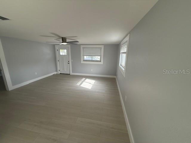 Image 8 of 13 For 2909 Gulf Drive A