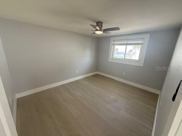 Image 9 of 13 For 2909 Gulf Drive A