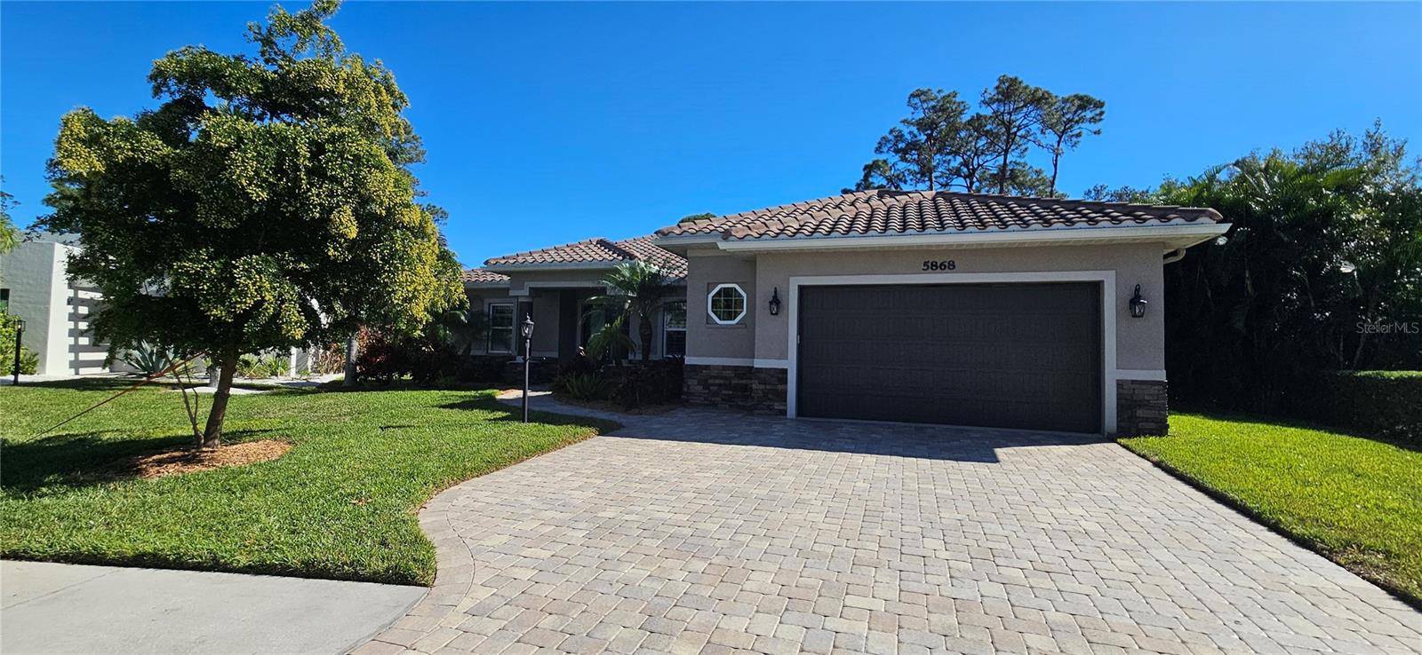 Details for 5868 Meriwether Place, SARASOTA, FL 34232