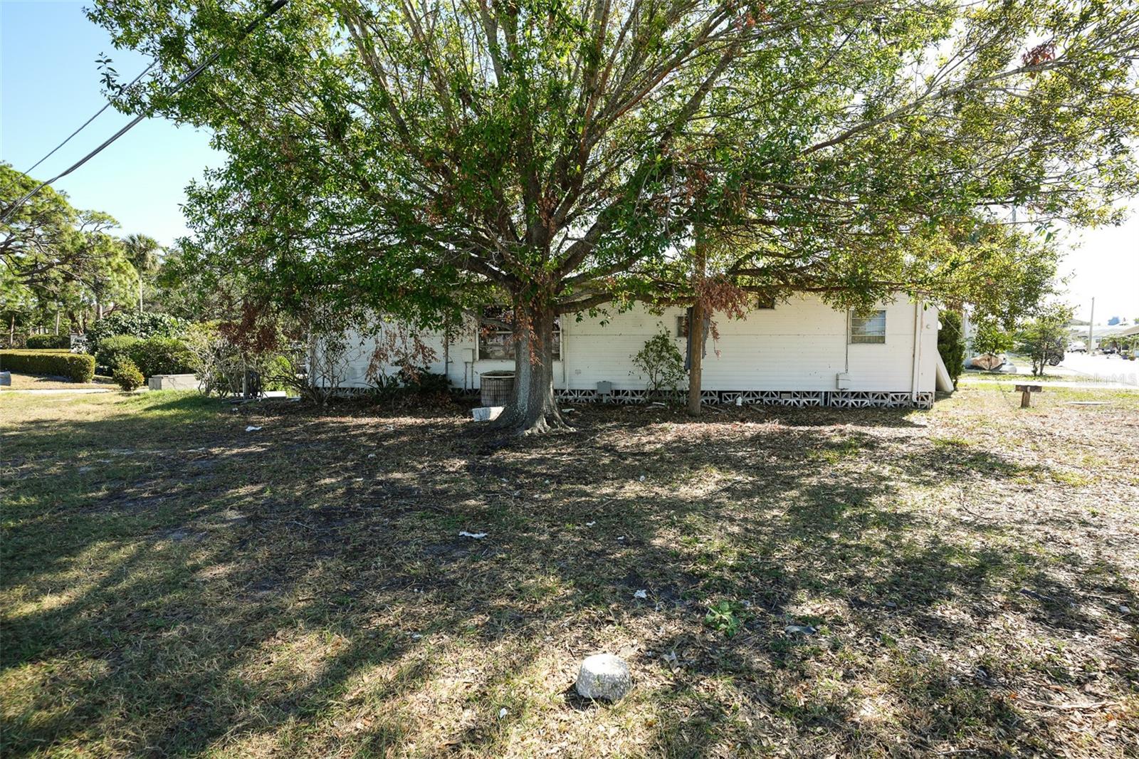 Image 2 of 20 For 6903 Tarpon Lane