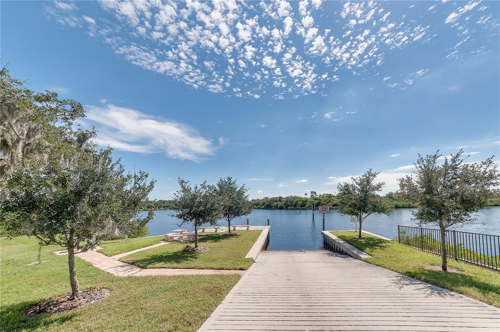 Image 86 of 99 For 11439 Savannah Lakes Drive