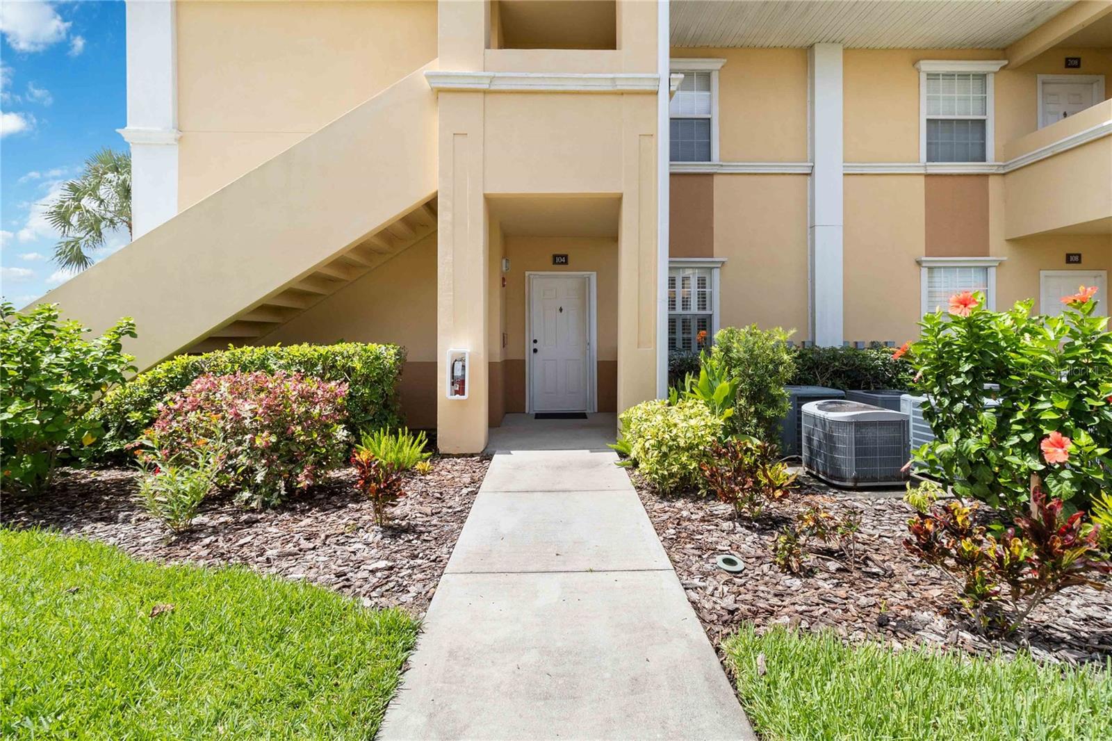 Details for 1015 Villagio Circle 104, SARASOTA, FL 34237