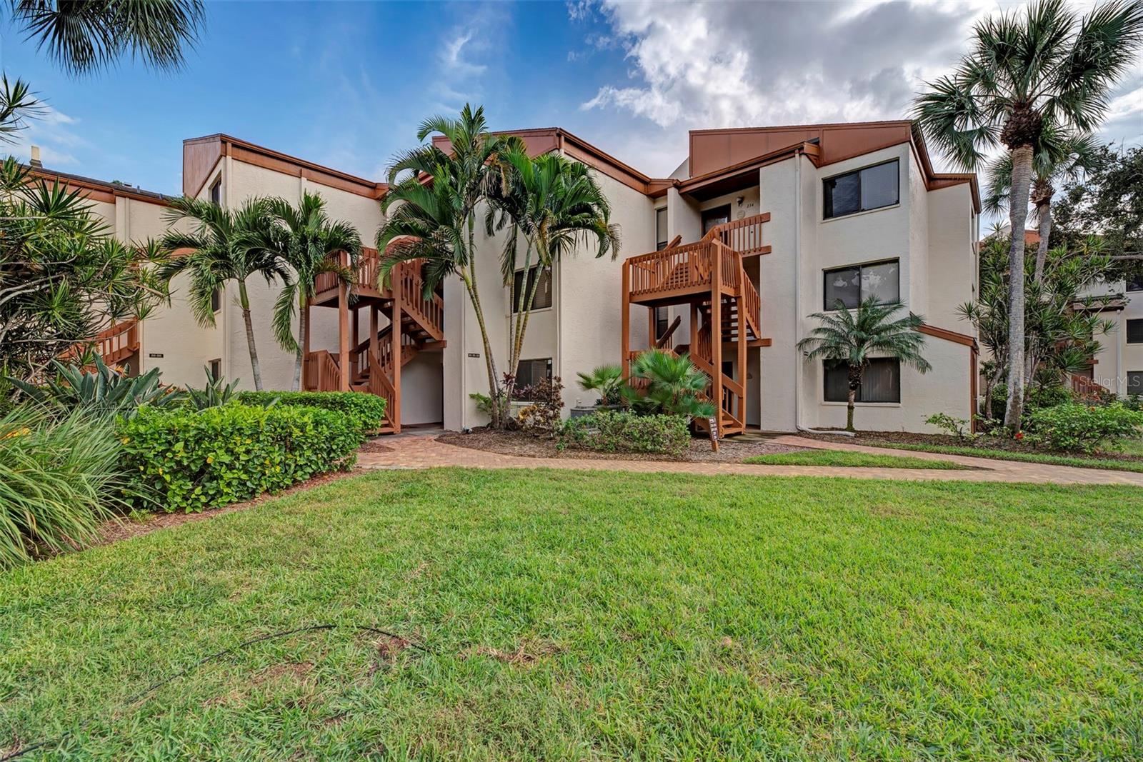 Details for 1800 Cove Ii Place 213, SARASOTA, FL 34242