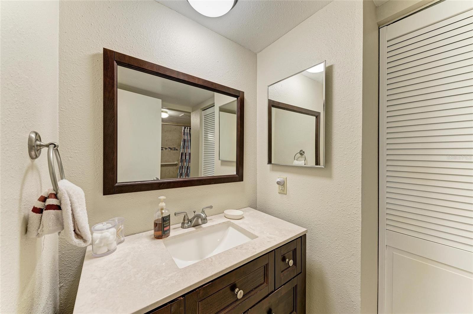 Image 19 of 37 For 6108 7th Avenue W 6108