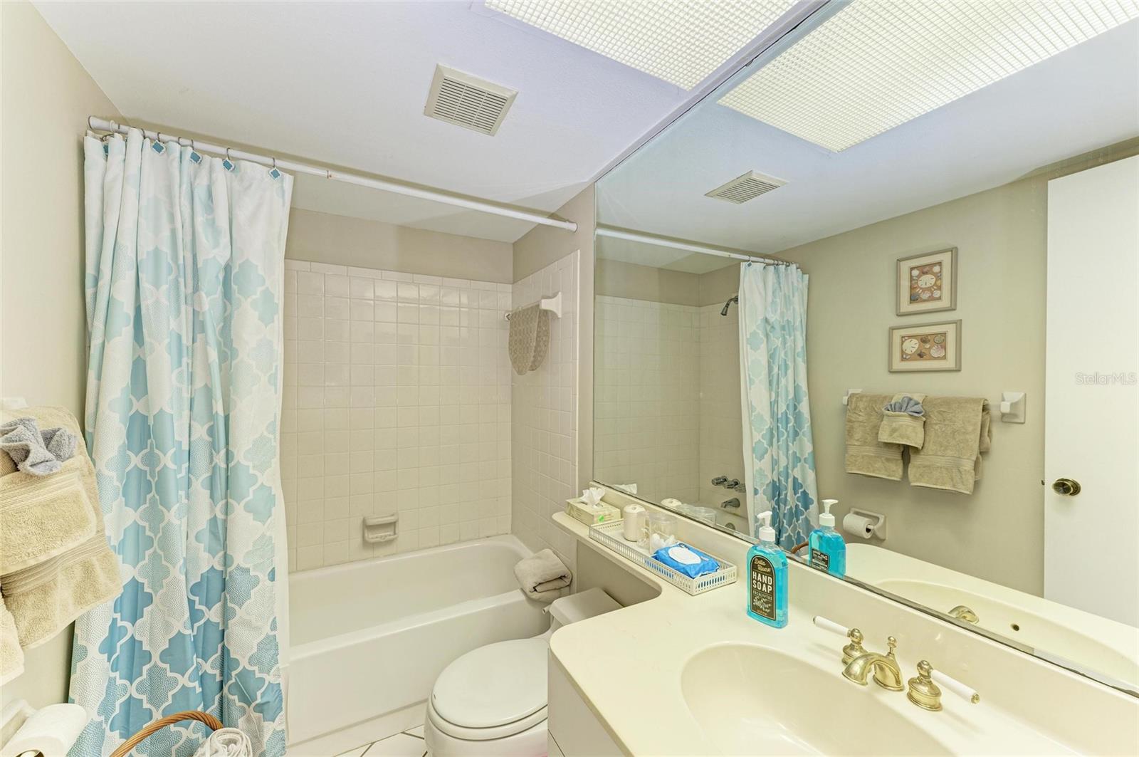 Image 25 of 37 For 6108 7th Avenue W 6108
