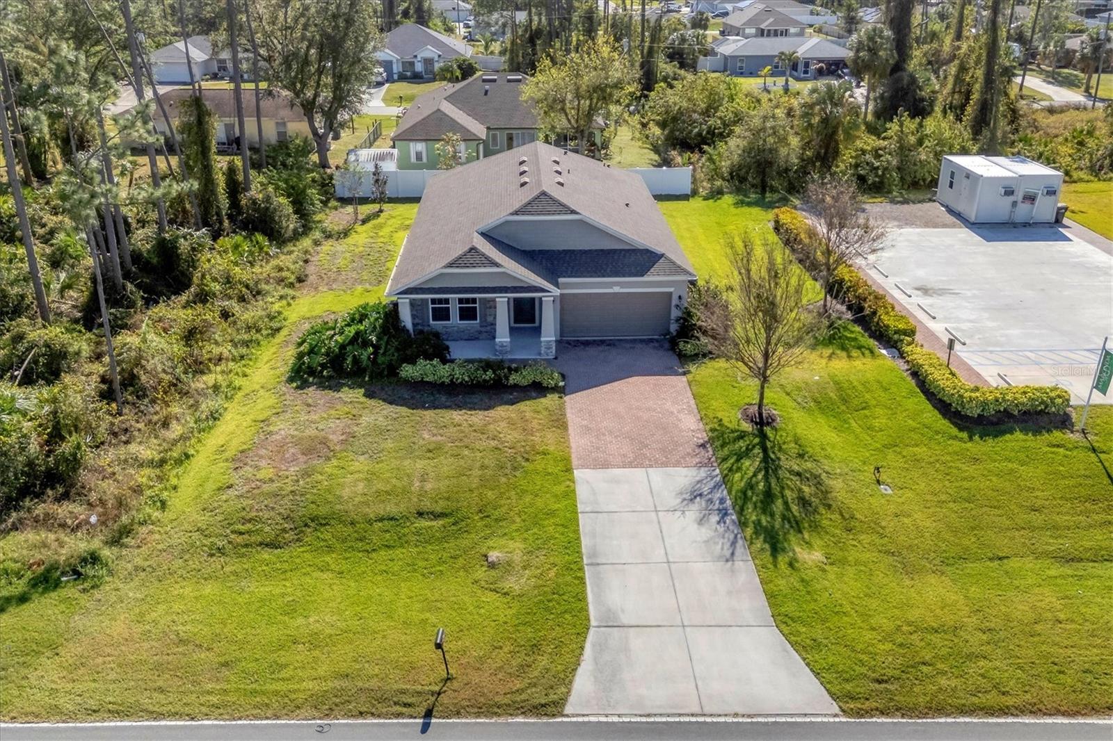 Image 3 of 38 For 2179 W Price Blvd