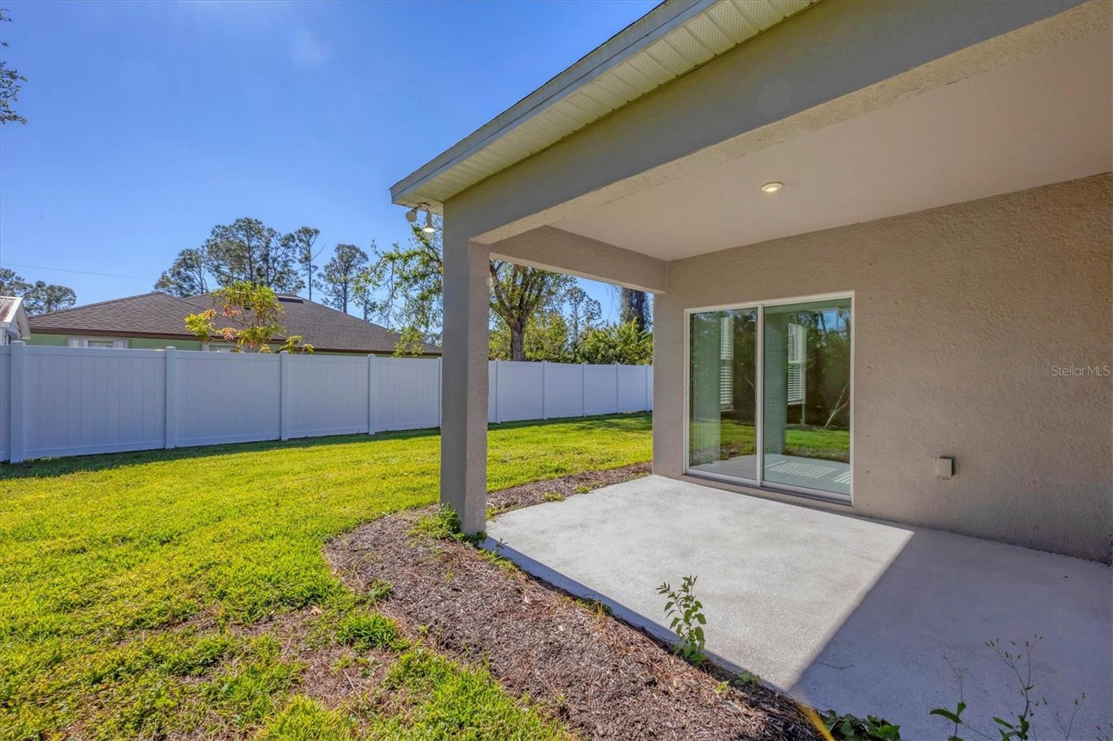 Image 32 of 38 For 2179 W Price Blvd