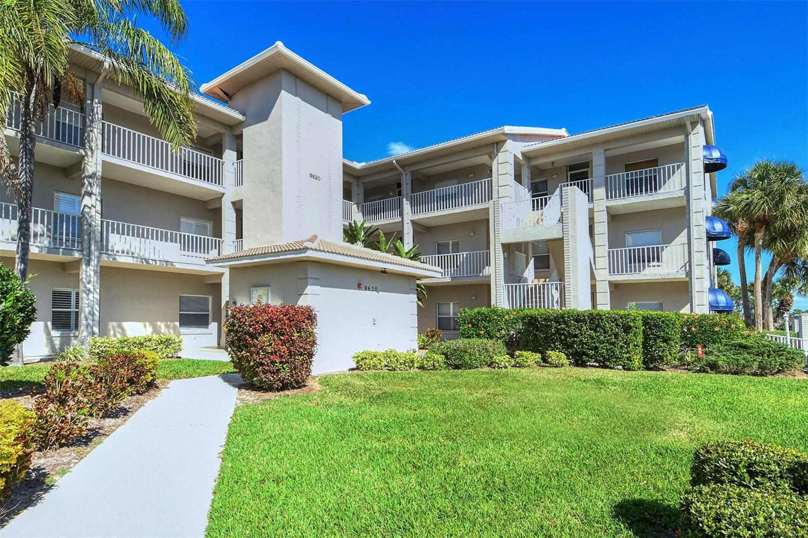 Details for 9620 Club South Circle 5209, SARASOTA, FL 34238