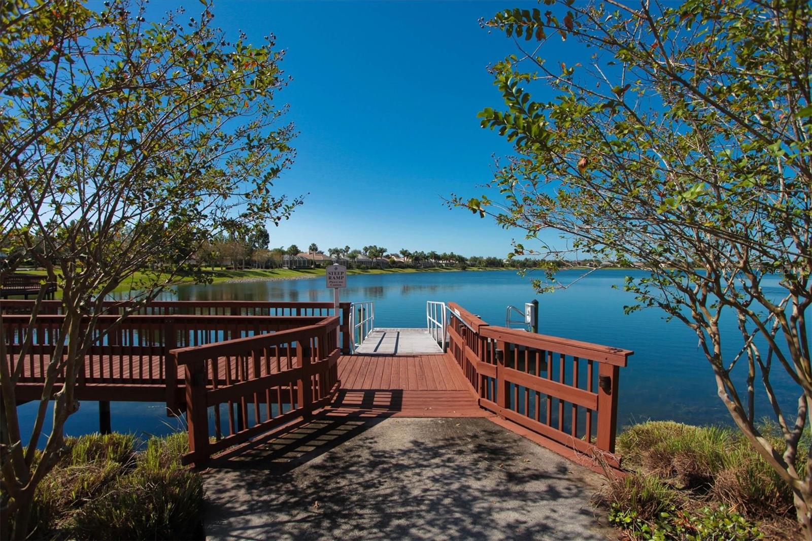 Listing photo id 20 for 6630 Windjammer Place