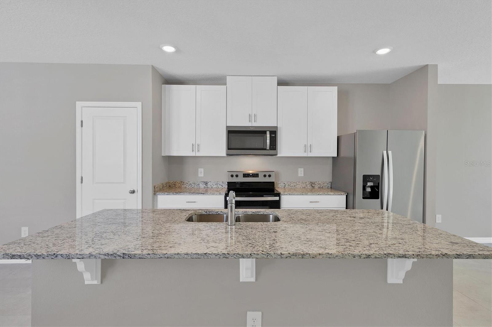 Image 10 of 39 For 148 Whiteland Bend