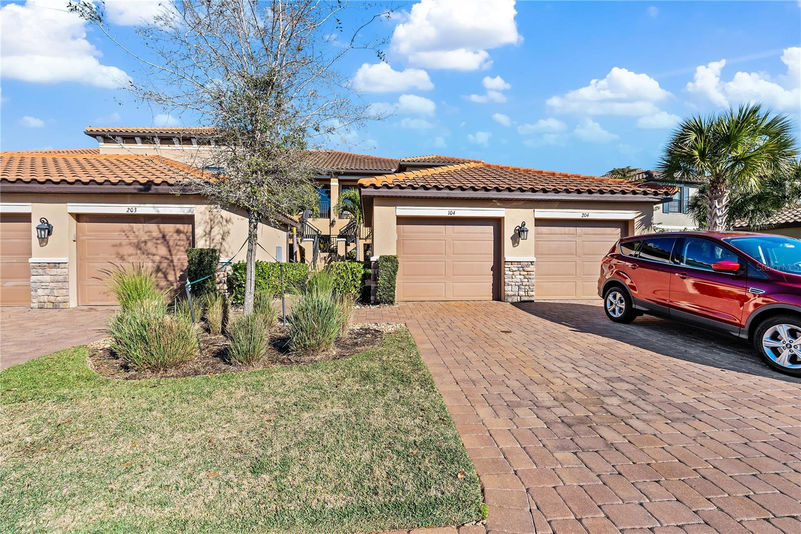 Image 4 of 55 For 13725 Messina Loop 104