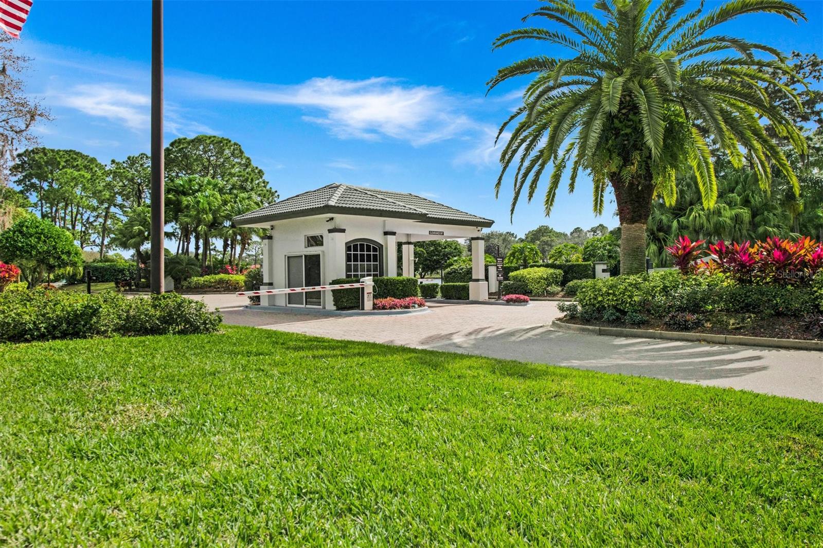 Image 92 of 97 For 8843 Wild Dunes Drive