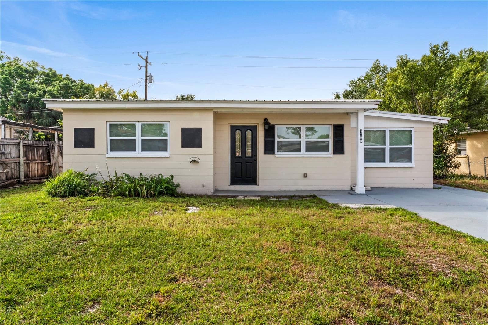 Details for 7708 Brookside Lane, TAMPA, FL 33615