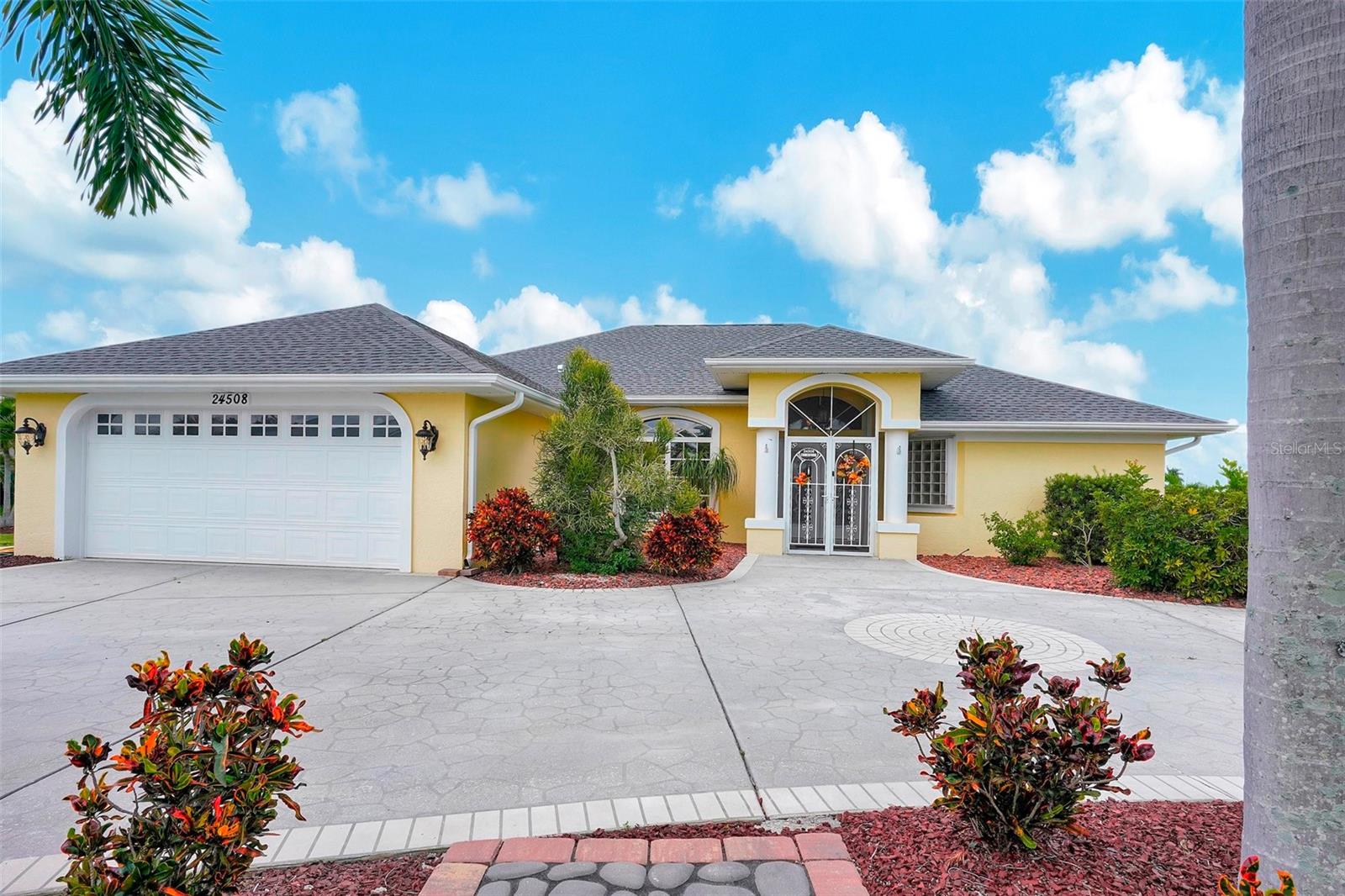 Details for 24508 Saragossa Lane, PUNTA GORDA, FL 33955