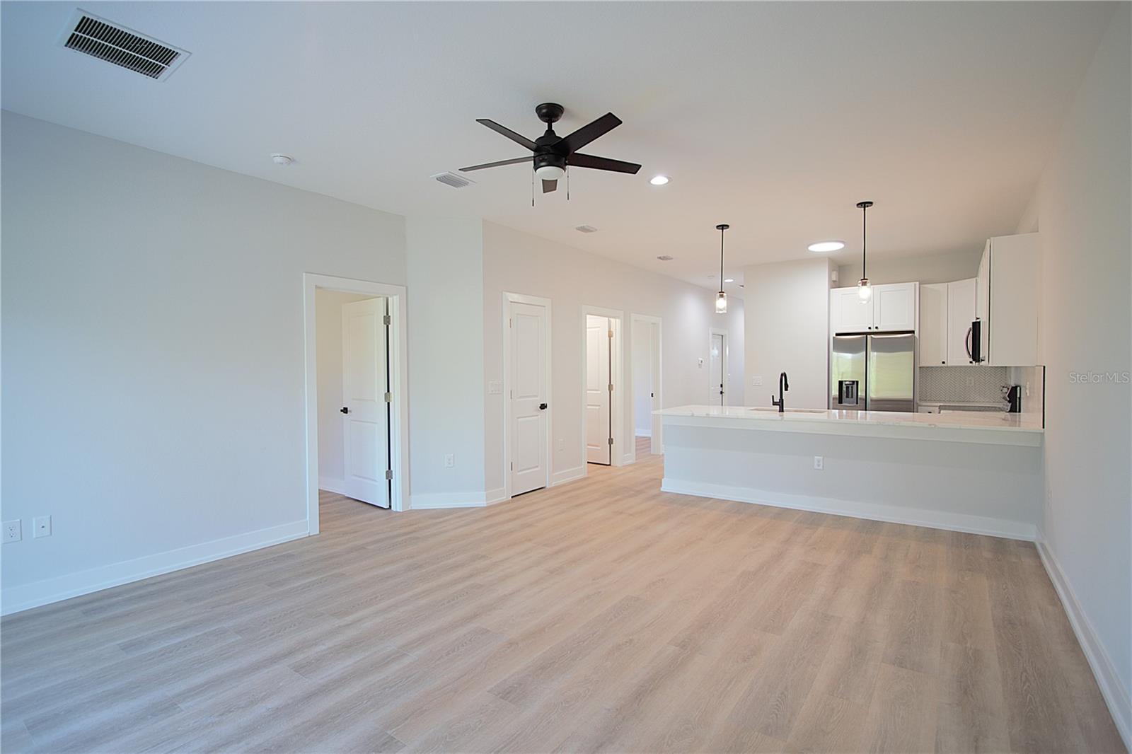 Image 15 of 28 For 6779 David Boulevard