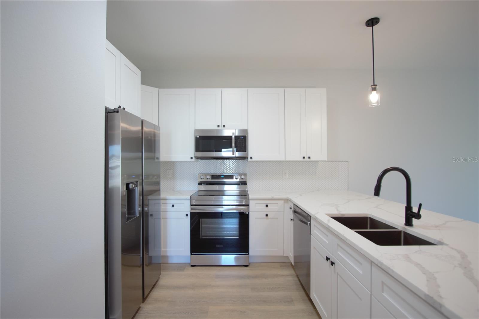 Image 18 of 28 For 6779 David Boulevard
