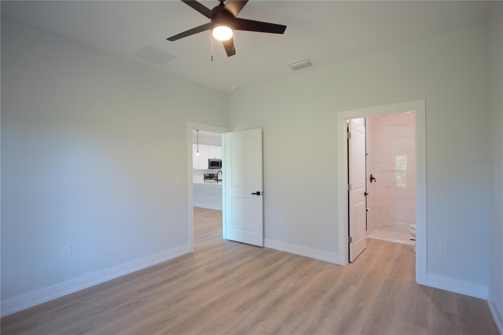 Image 6 of 28 For 6779 David Boulevard