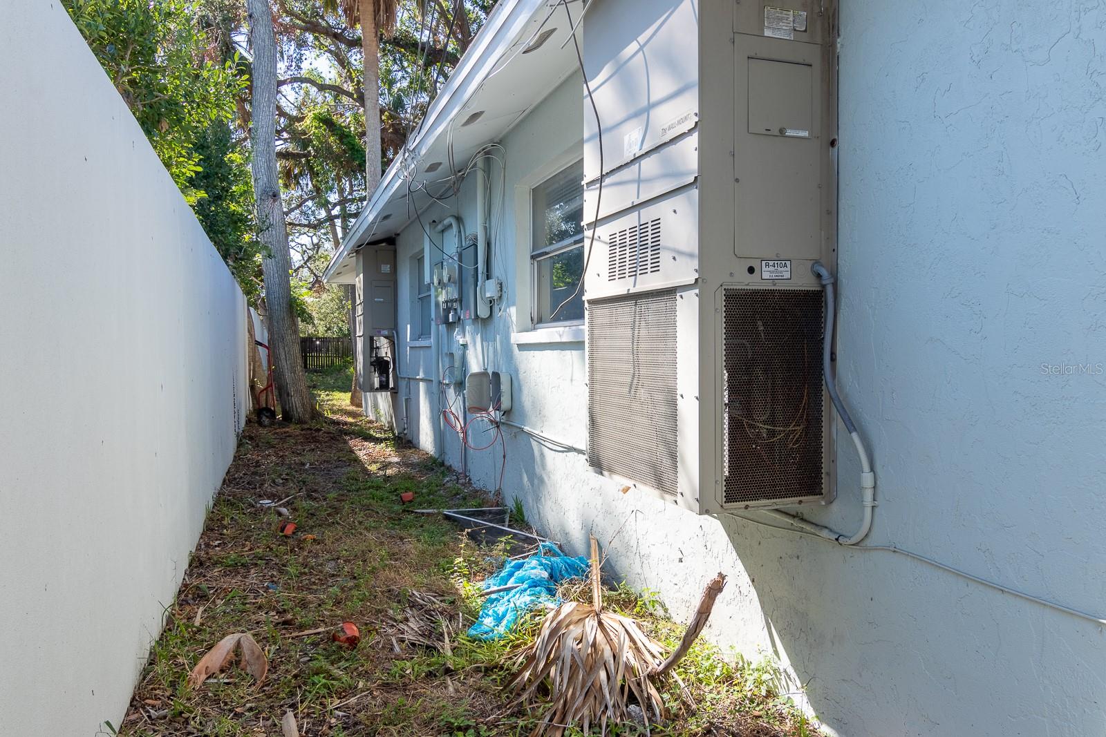 Image 31 of 35 For 1038 25th Street
