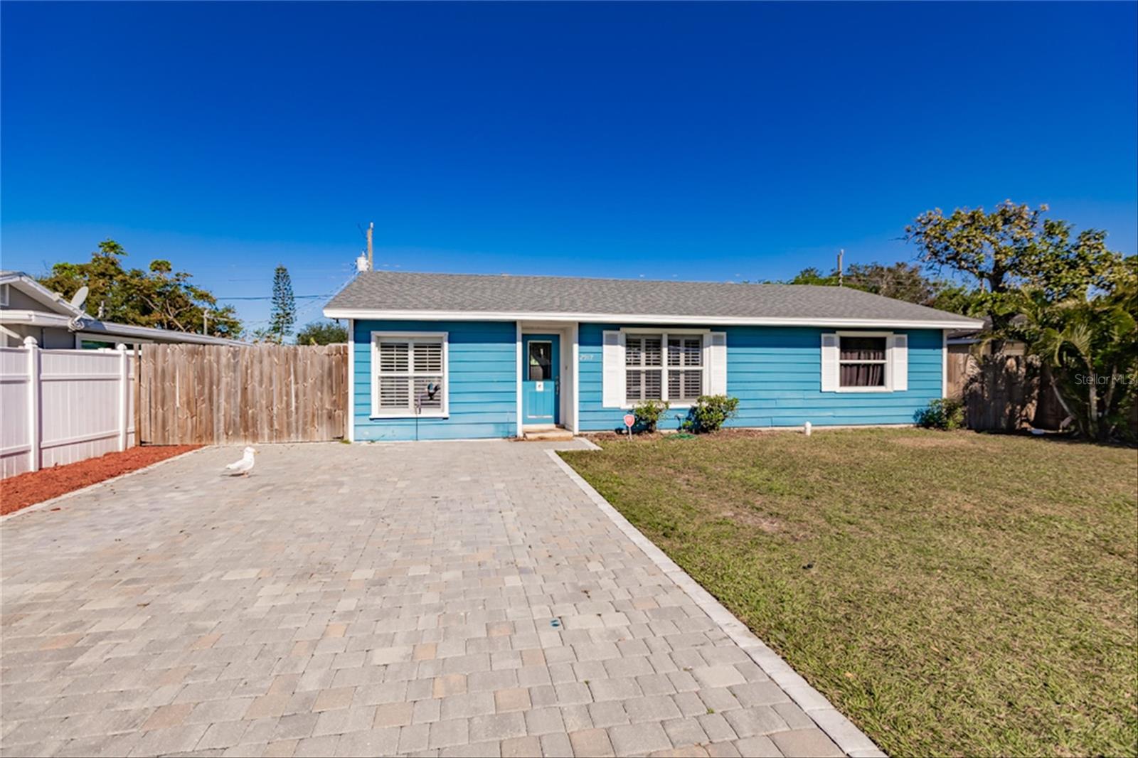 Details for 2917 Oak Street, SARASOTA, FL 34237