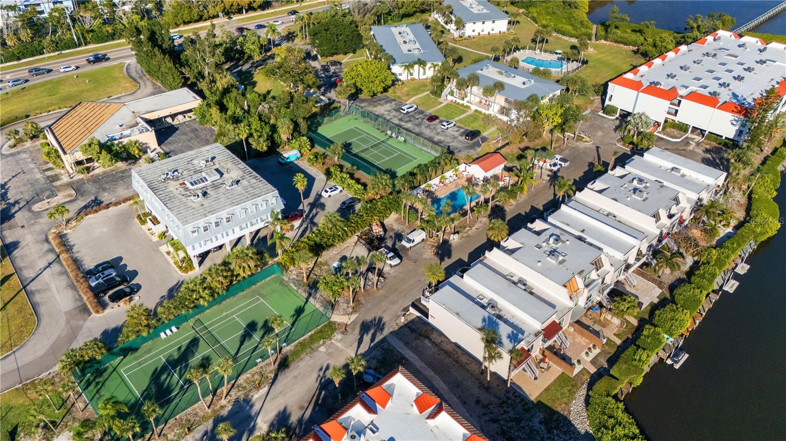 Image 48 of 51 For 3705 Bay Drive 212