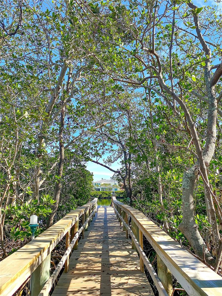 Image 37 of 55 For 3235 Gulf Of Mexico Drive  A304