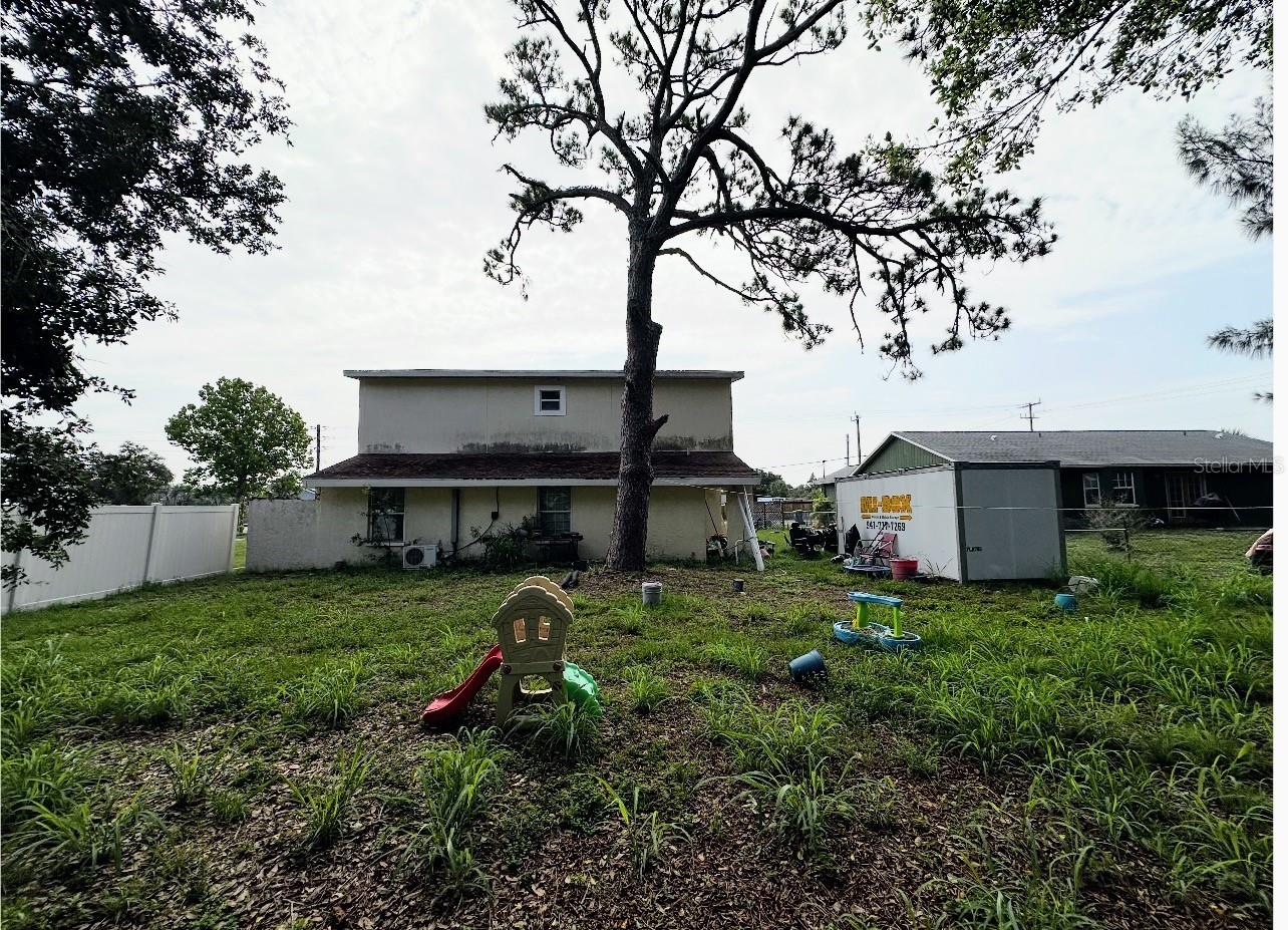 Listing photo id 22 for 5630 3rd Street W