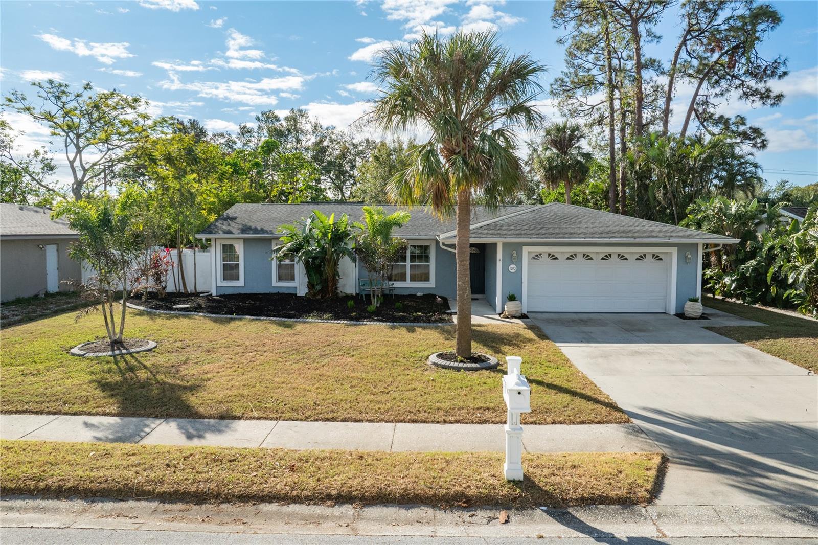 Details for 1010 Southern Pine Lane, SARASOTA, FL 34243