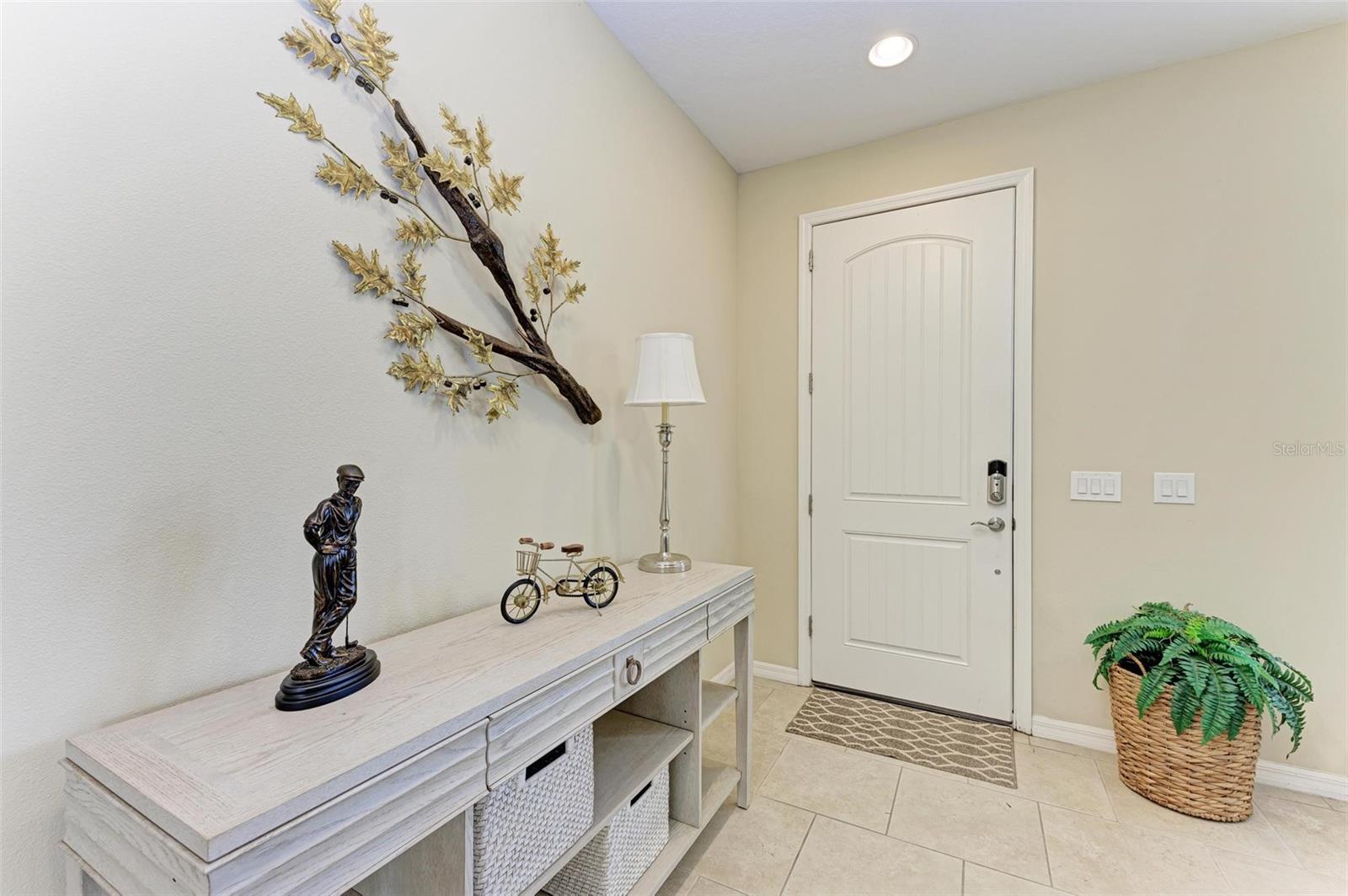 Listing photo id 16 for 1387 Still River Drive