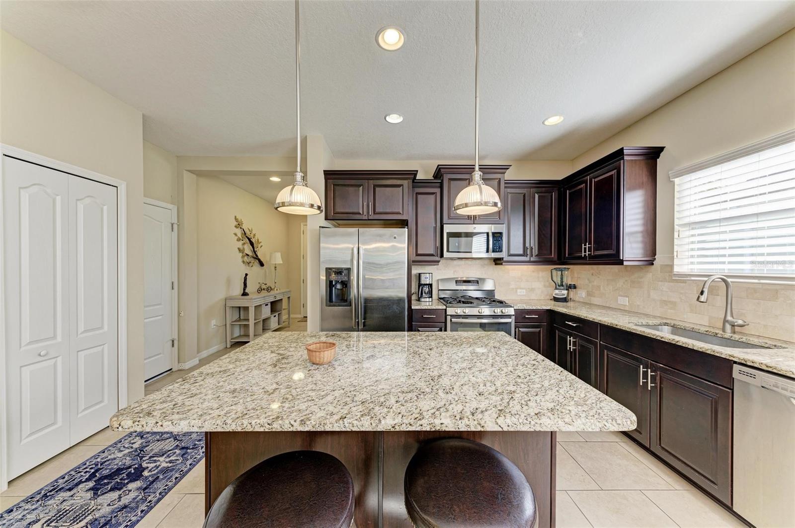 Listing photo id 3 for 1387 Still River Drive