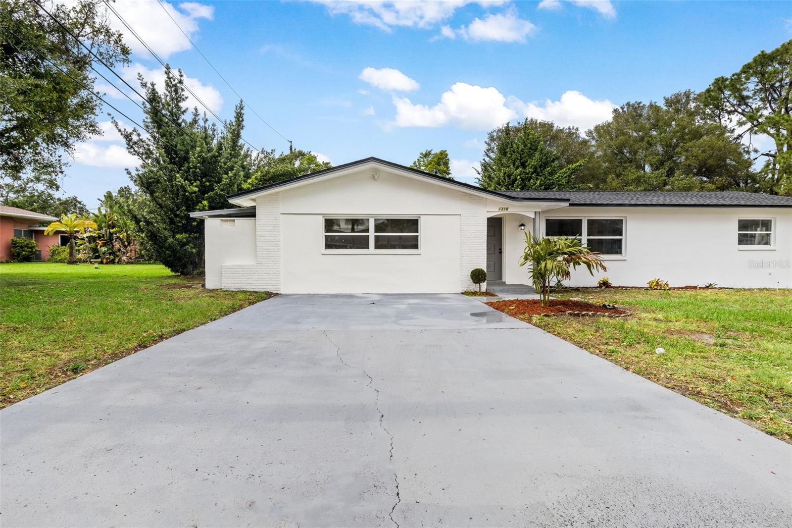 Details for 1310 Rosery Road Ne, LARGO, FL 33770