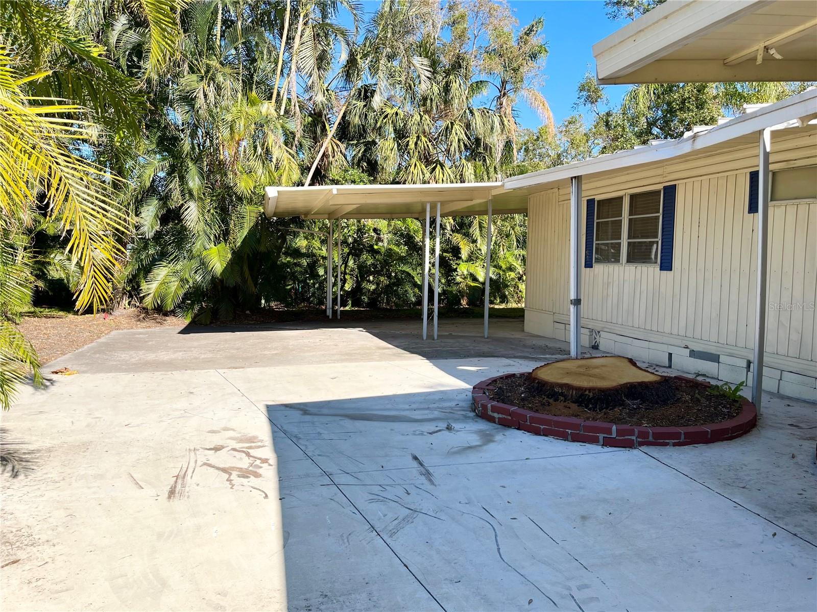 Image 6 of 54 For 103 Oakwood Boulevard