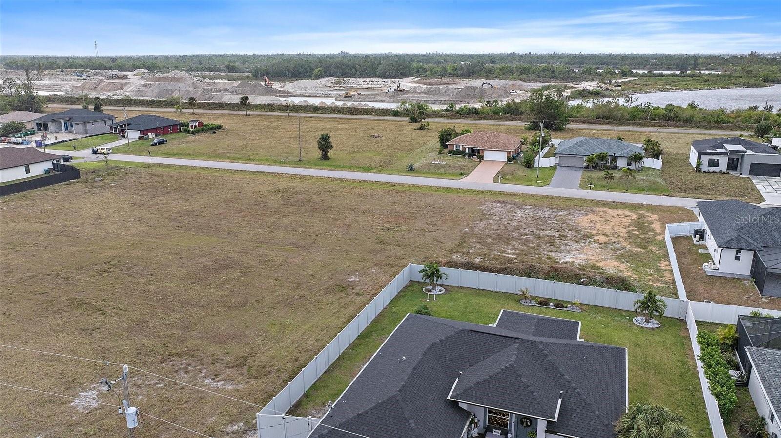 Image 10 of 12 For 3915 38th Lane