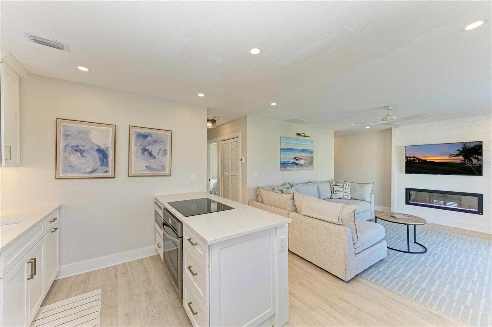 Listing photo id 15 for 522 Pine Avenue 6d