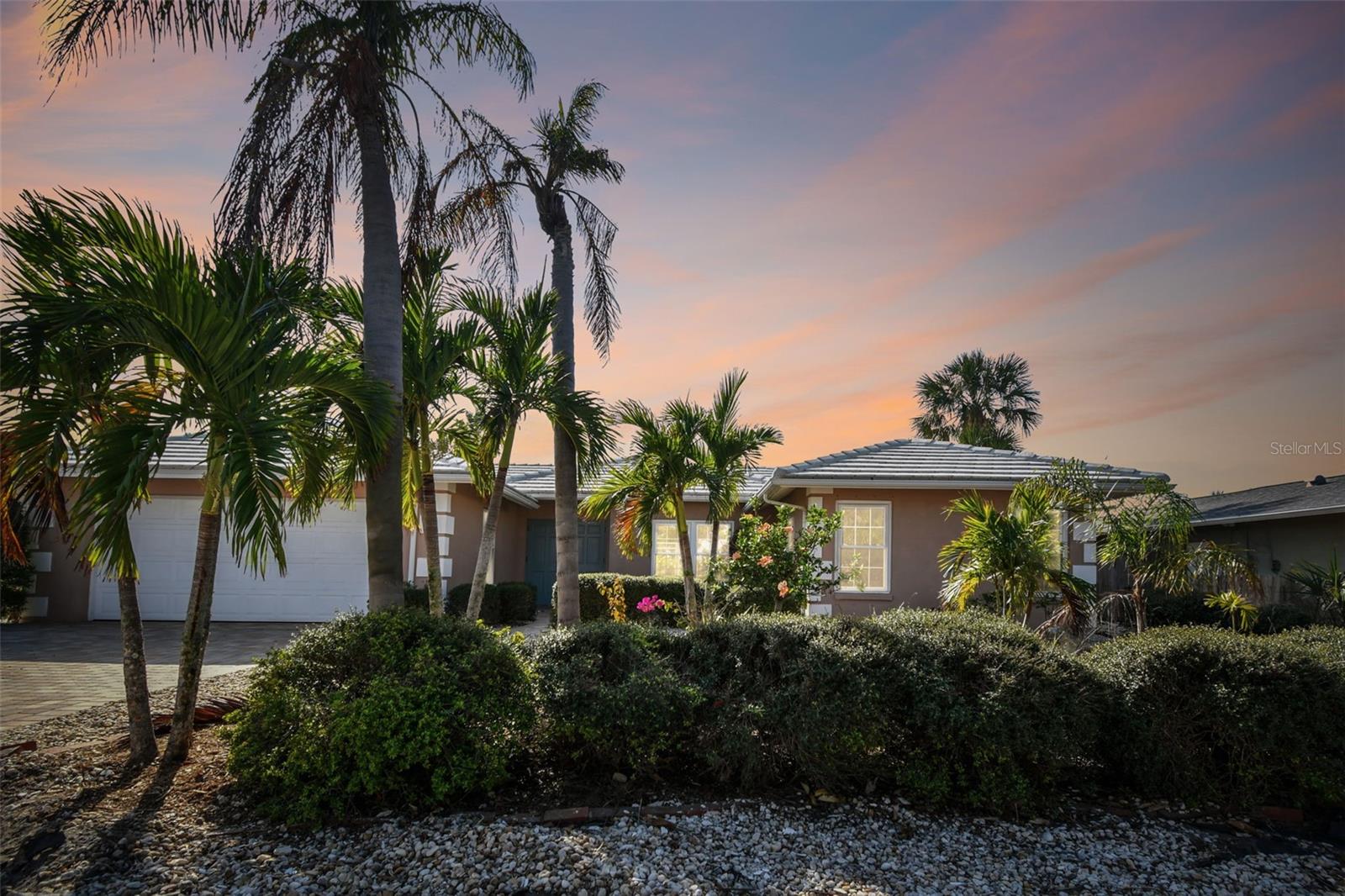 Details for 322 Avenida De Paradisio, SARASOTA, FL 34242