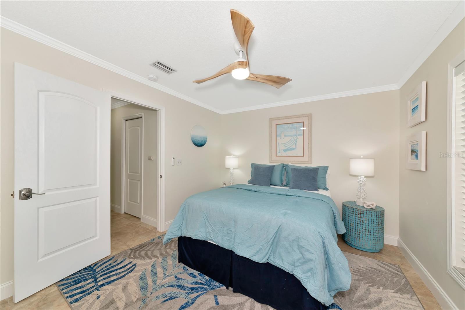 Image 33 of 82 For 5334 San Jose Drive