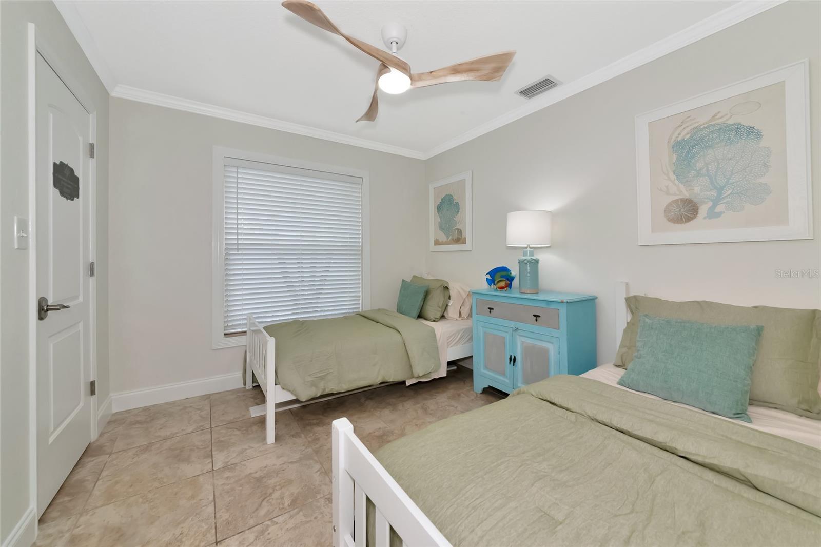 Image 36 of 82 For 5334 San Jose Drive