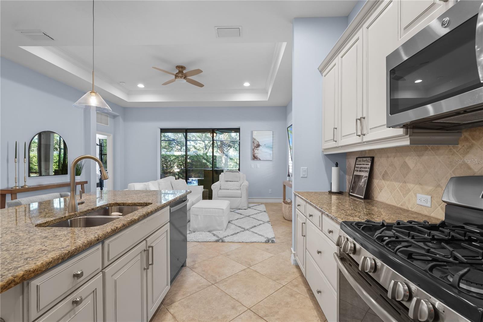 Image 12 of 72 For 7134 Westhill Court