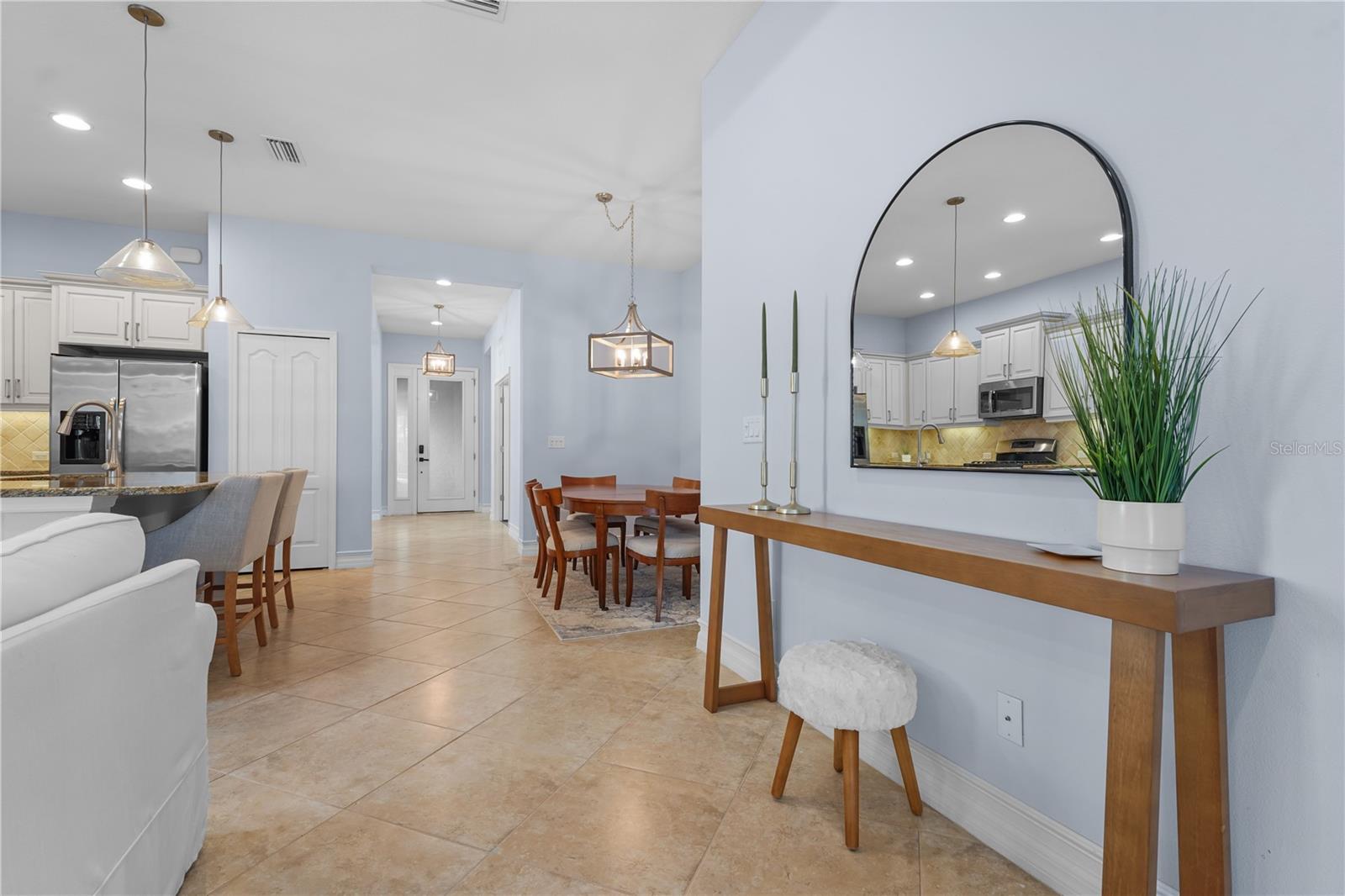 Image 19 of 72 For 7134 Westhill Court